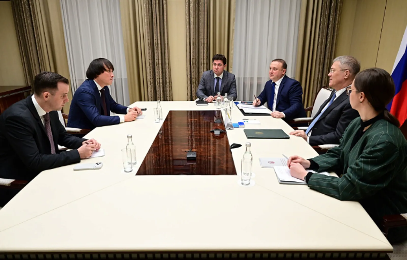 Радий хабиров встретился с председателями профильных комитетов Госдумы России