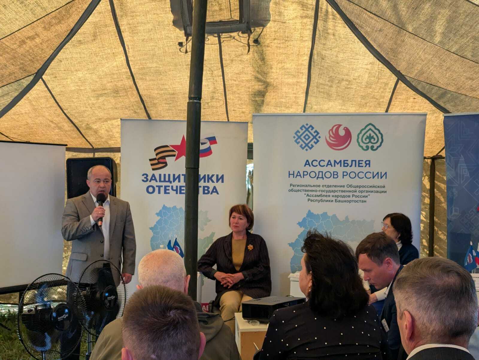 Сила земли и молитва близких. В Мишкино завершился патриотический фестиваль