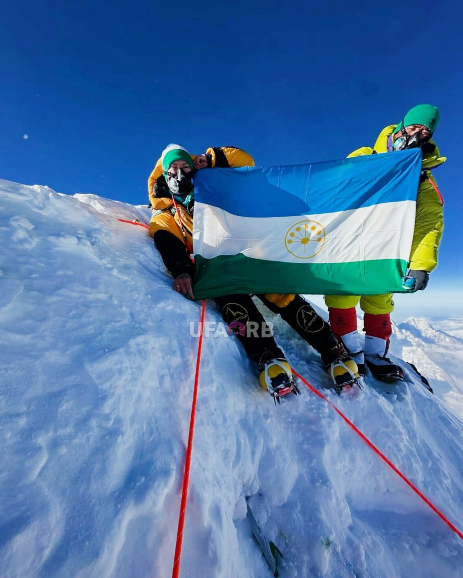 Уфимка взошла на вершину Лхотце высотой 8516 м