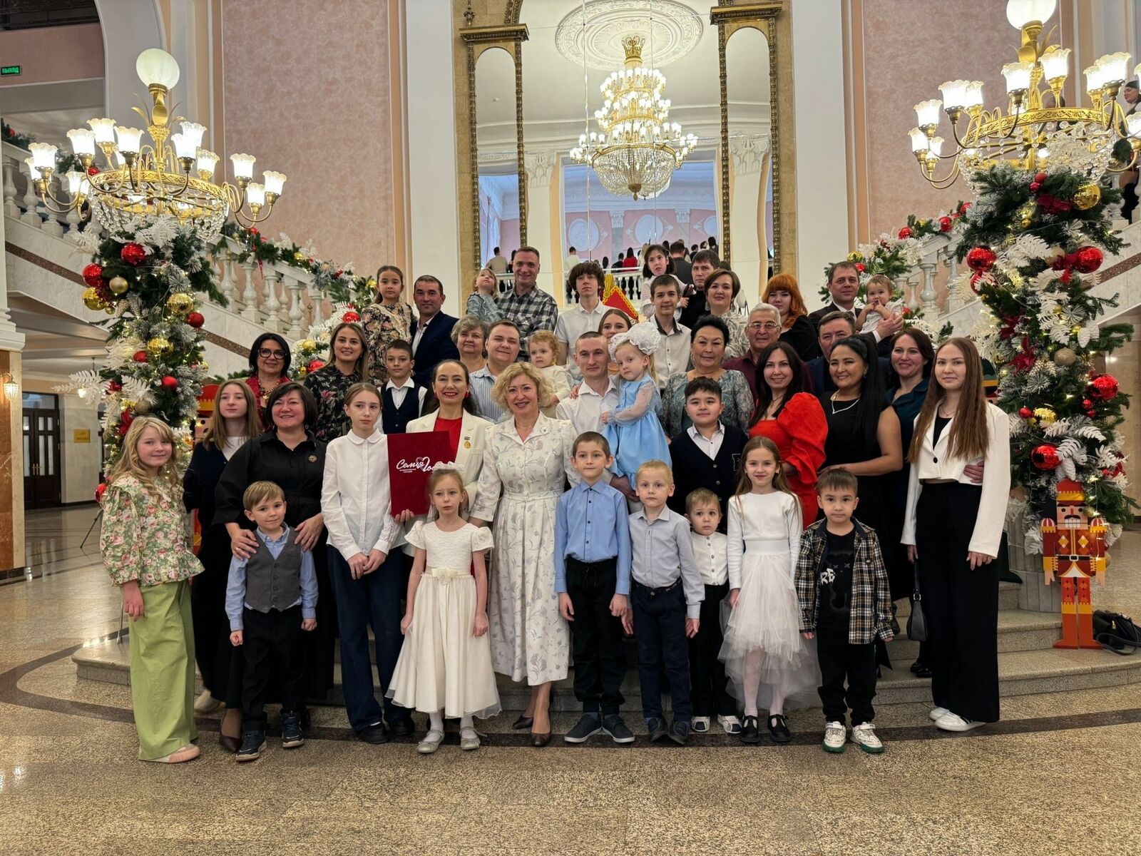 В Башкирии действуют 40 мер поддержки семей