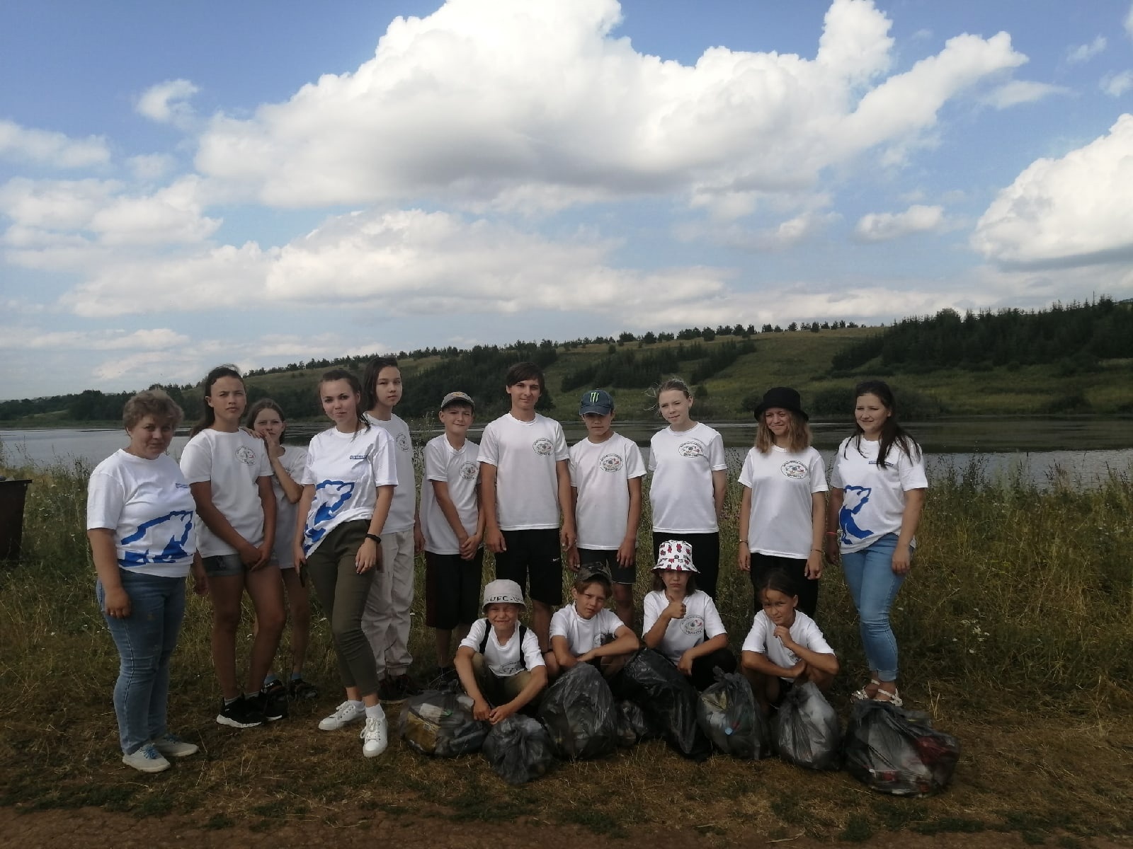Волонтеры Калтасинского района провели экологическую акцию