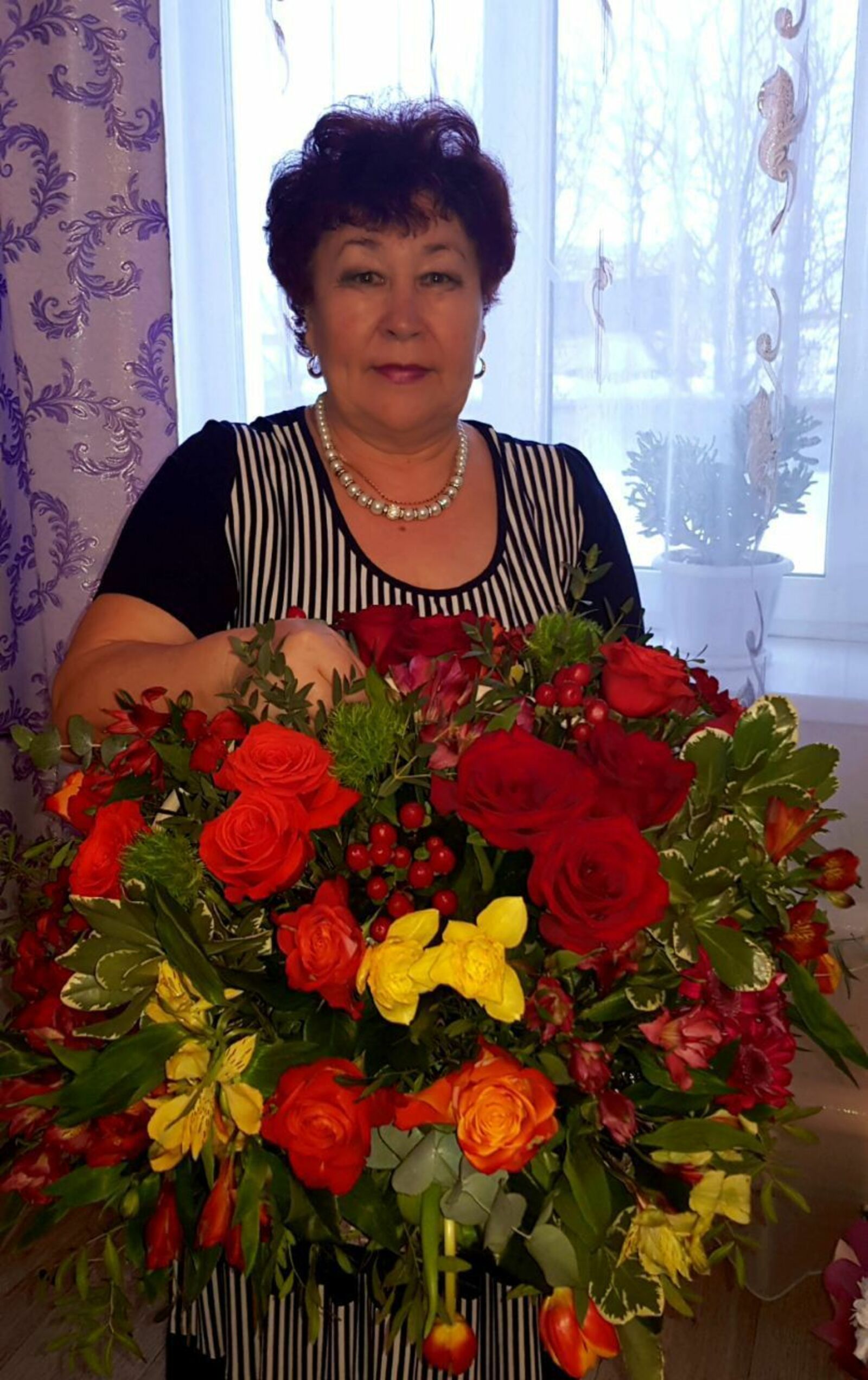 Поздравляем любимую маму Сидорову Нуранию Бахтияровну с 65-летним юбилеем!