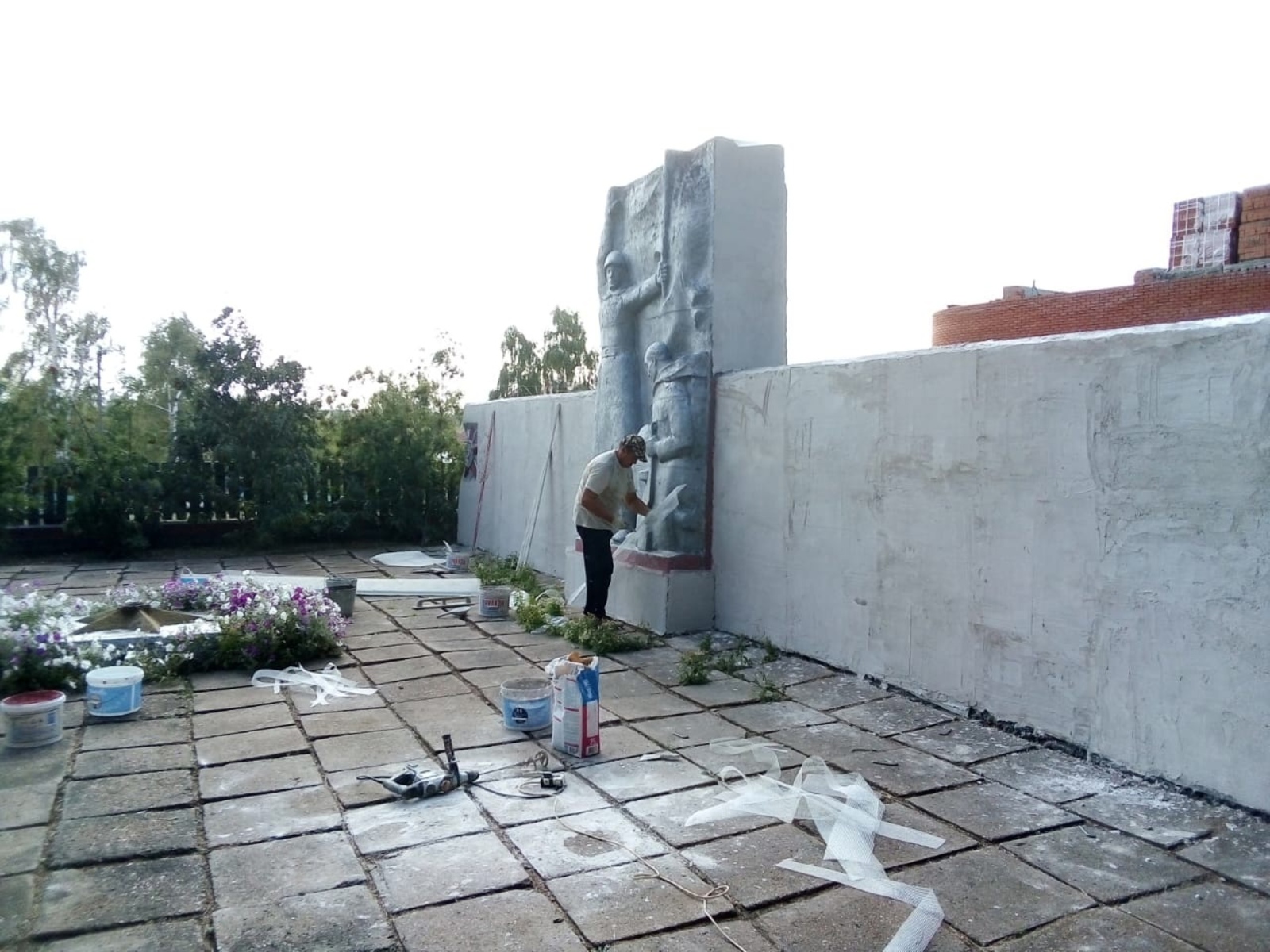 ППМИ помогает восстановить памятник в в д.Наумкино