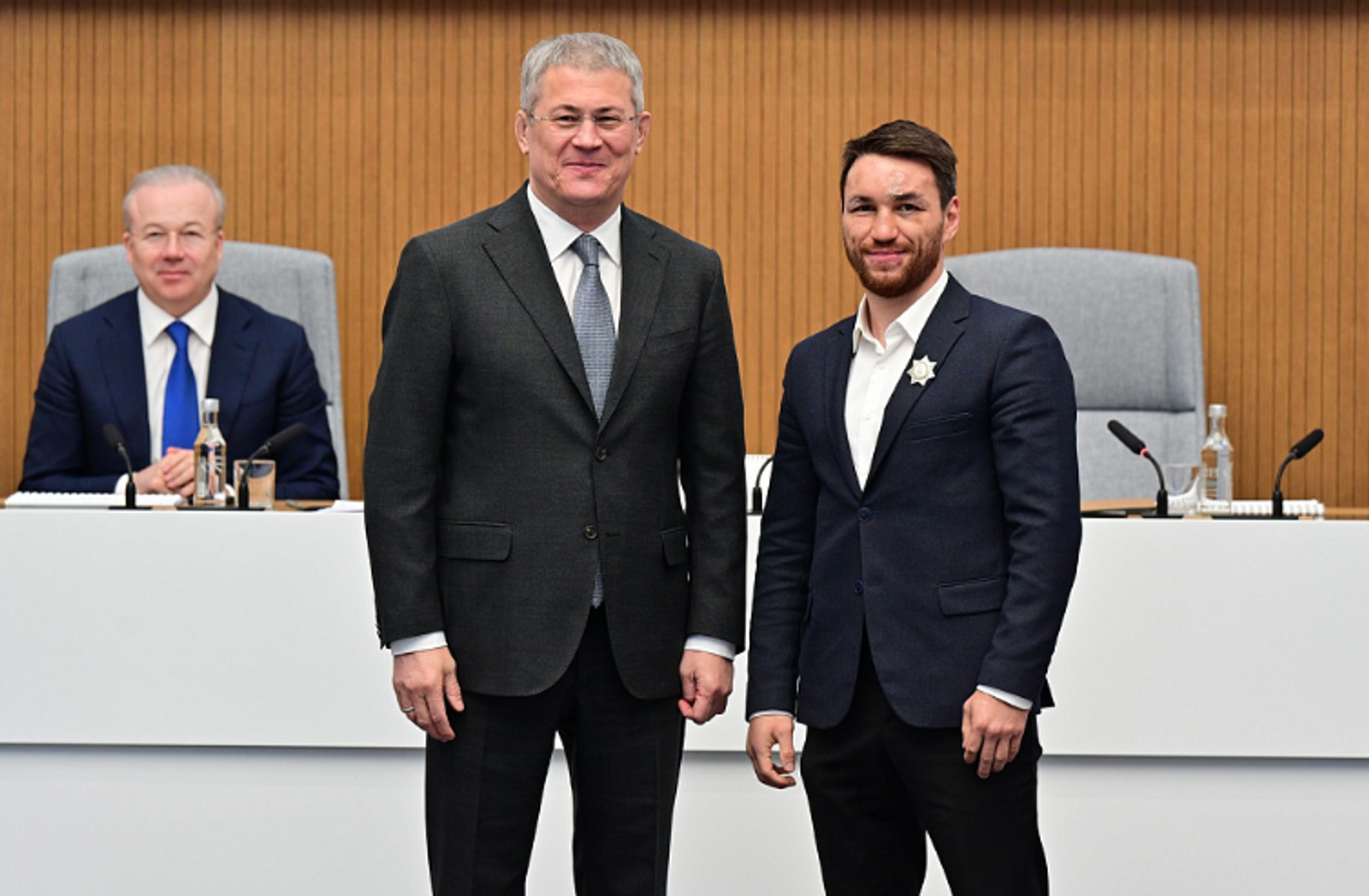 Радий Хабиров вручил государственные награды спортсменам Башкирии