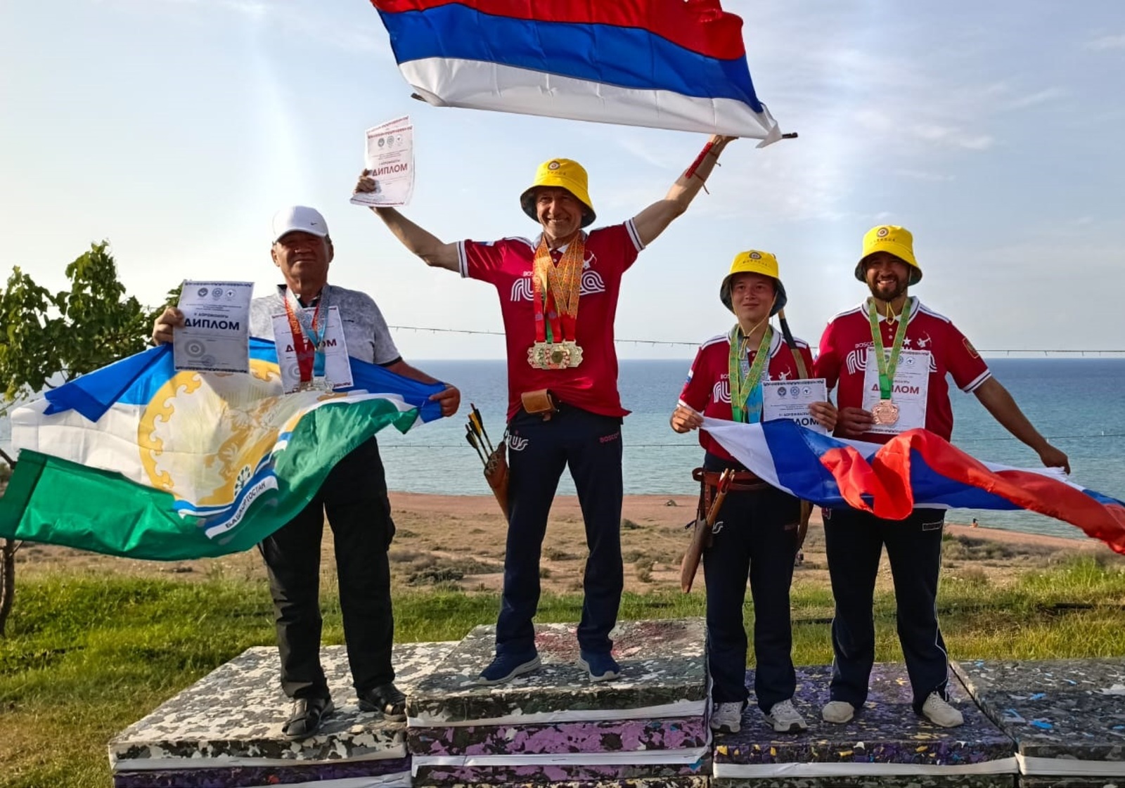 15-летний лучник из Башкирии завоевал три медали на турнире в Киргизии