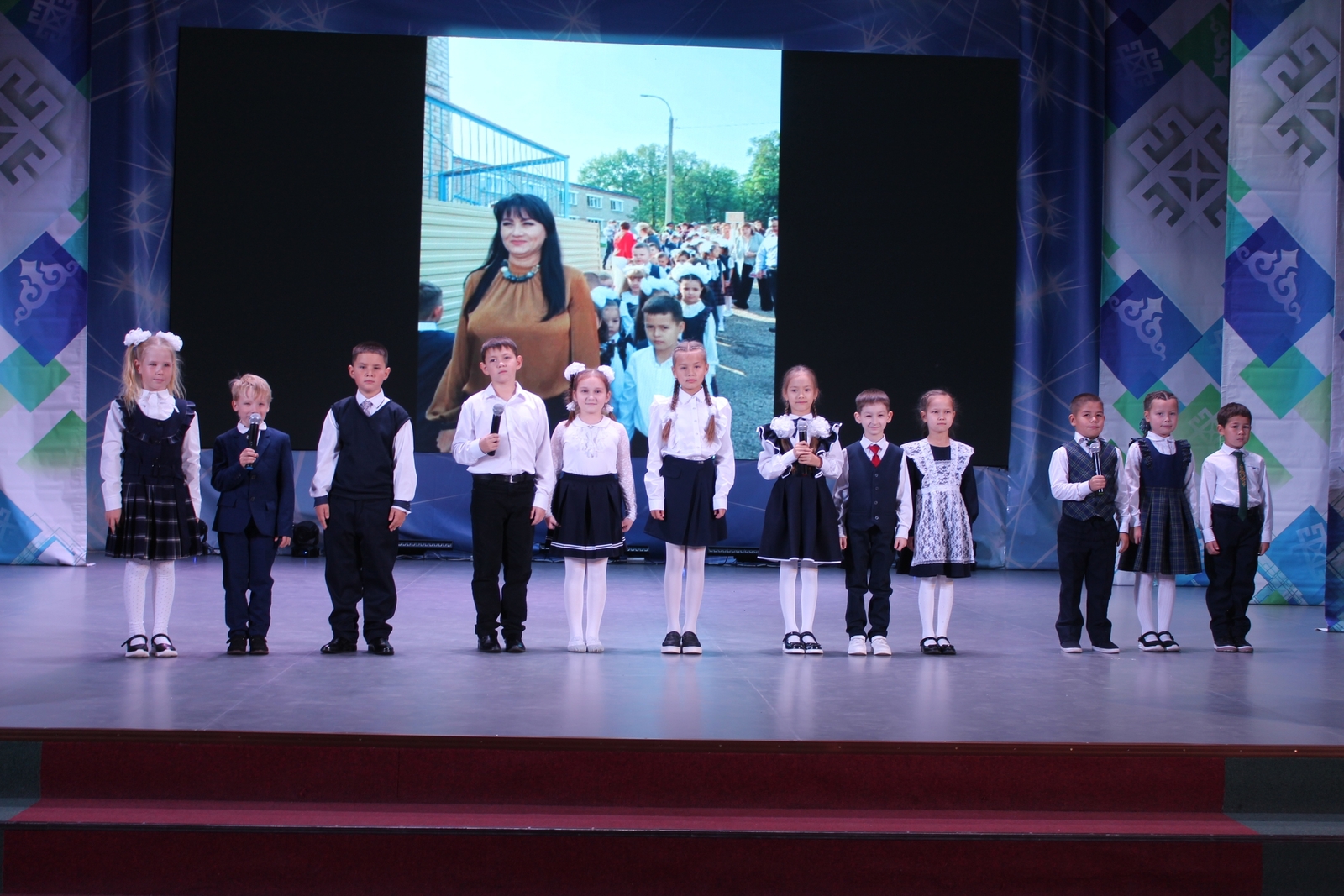 В Аургазинском районе Башкирии чествовали работников сферы образования