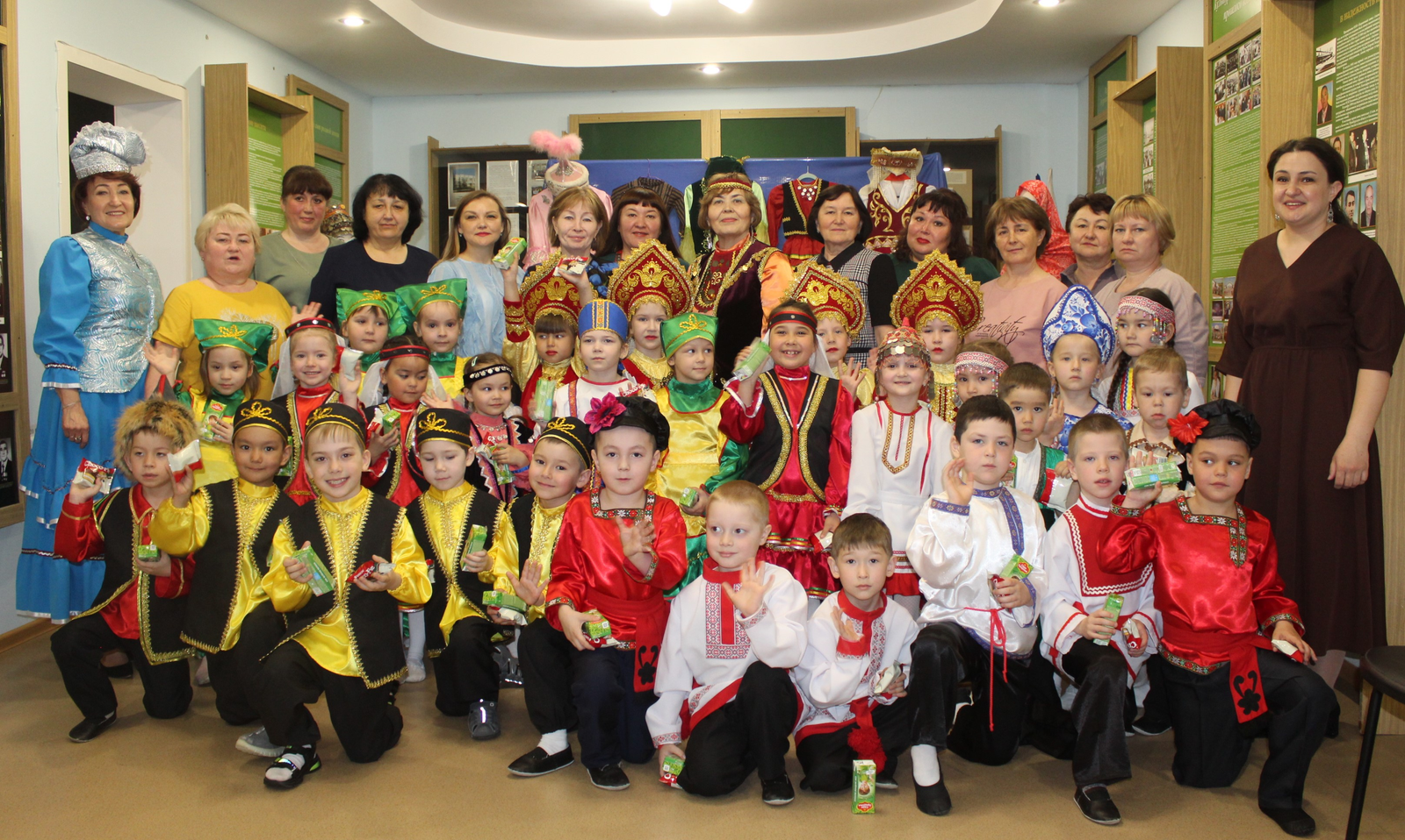 В Аургазинском районе Башкирии отмечают День национального костюма