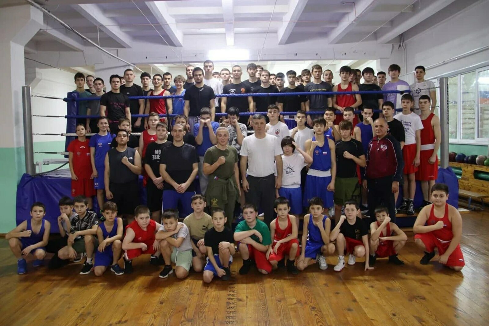 В ДЮСШ г. Нефтекамска прошел мастер-класс по боксу