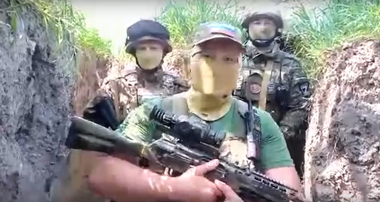 Бойцы из Башкирии поздравили детей, отправив видео с зоны СВО