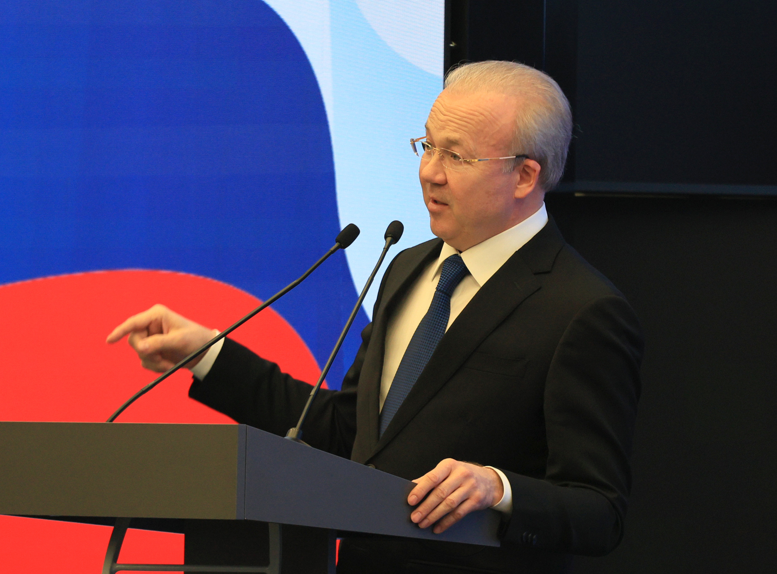 Андрей Назаров: «Региональная власть–мост между теорией права и жизнью человек»