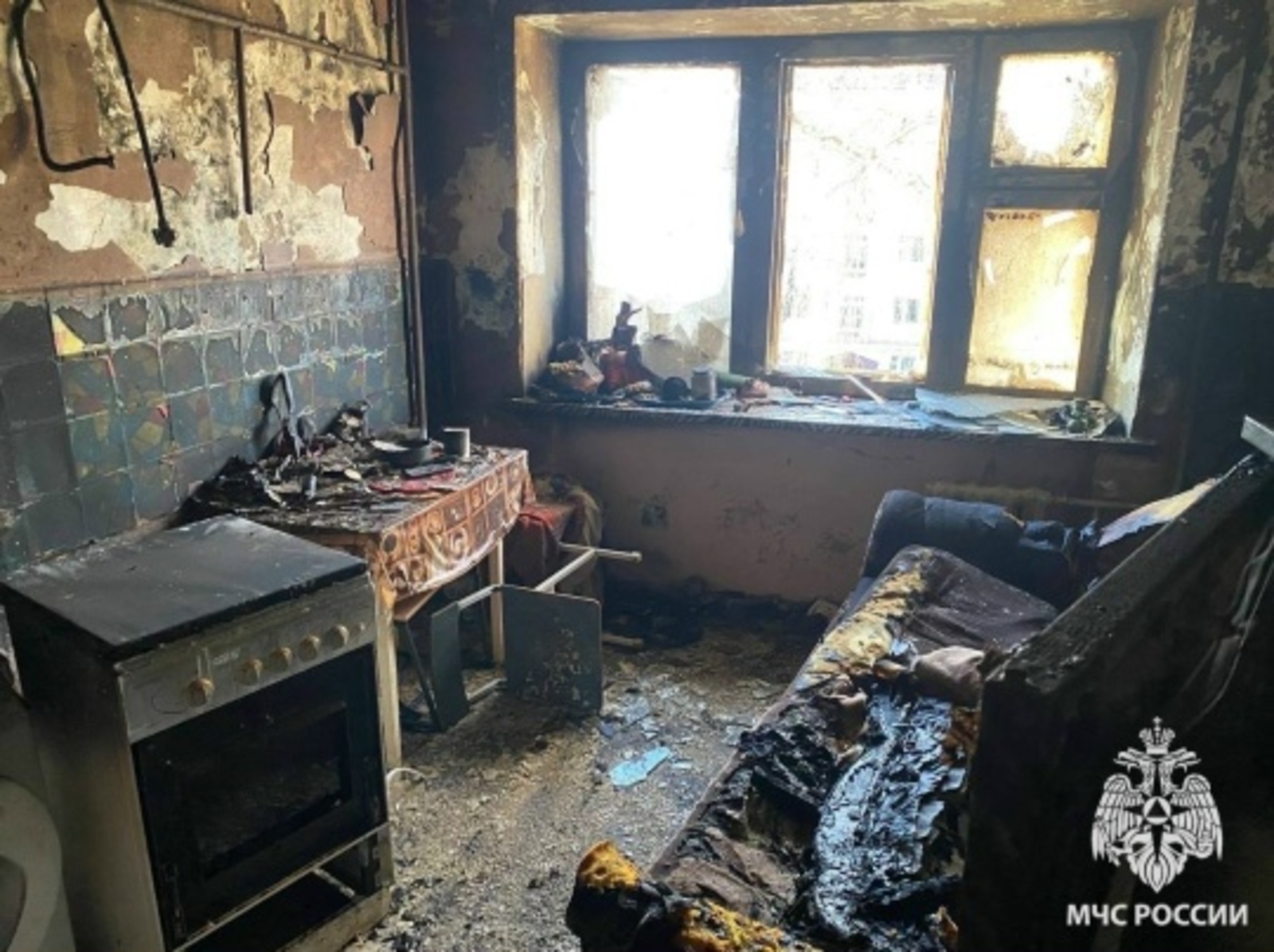 Поджег диван из любопытства. Пожар в многоэтажном доме в Башкирии