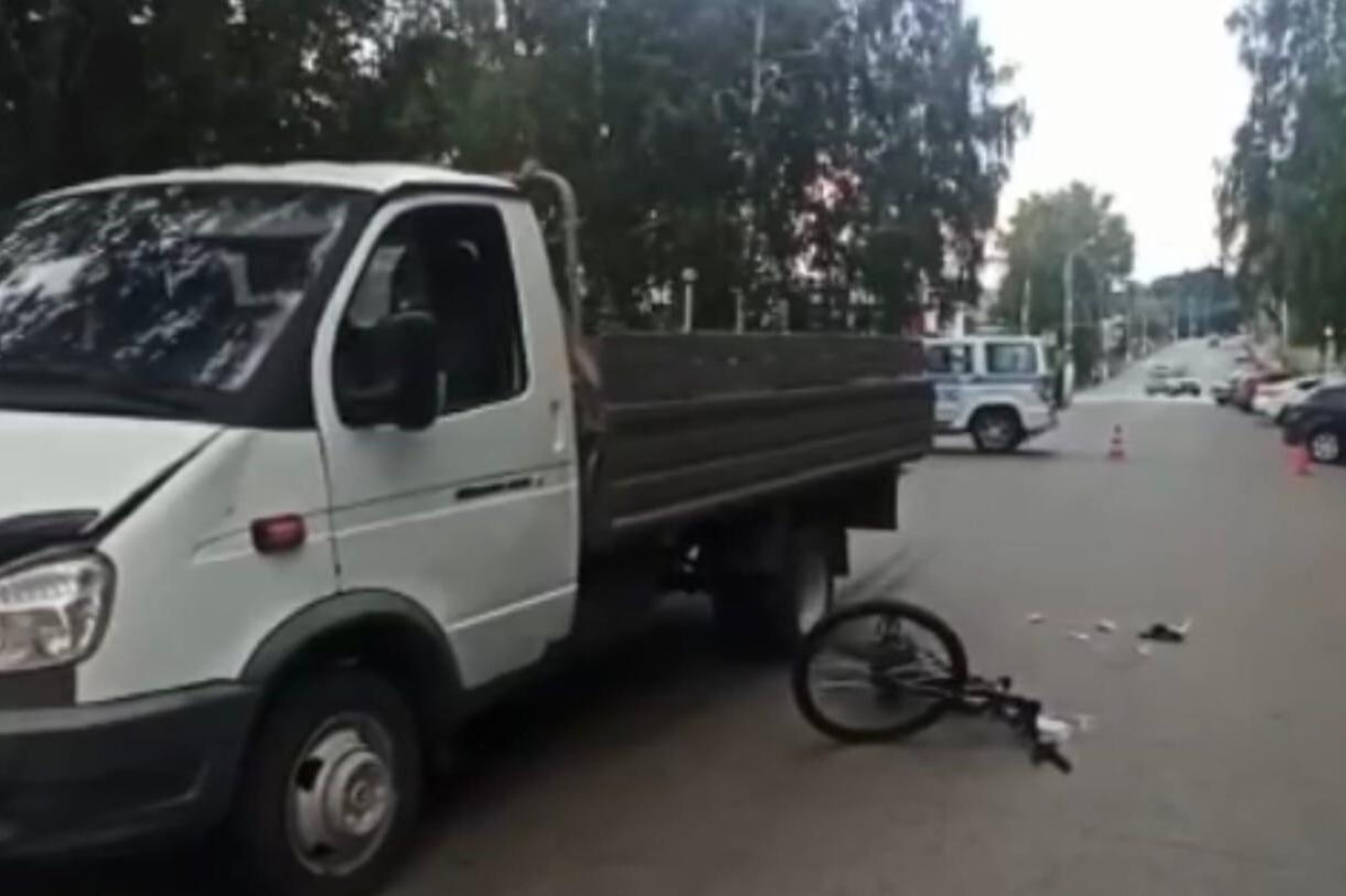 В Аургазинском районе Башкирии  мальчик на  велосипеде врезался в грузовик