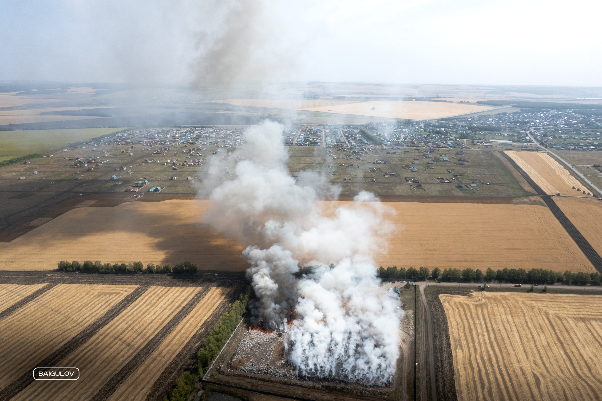 Эксклюзивные фотографии пожара на Аургазинском полигоне ТБО с высоты птичьего полета