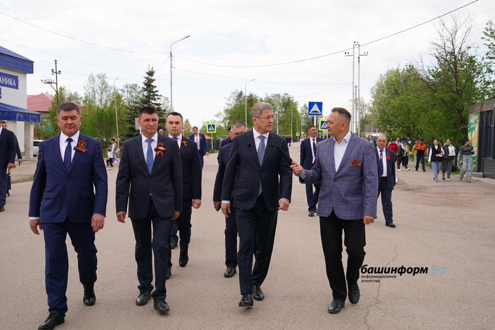 Глава Башкирии рассказал оо планах по благоустройству главных площадей райцентро