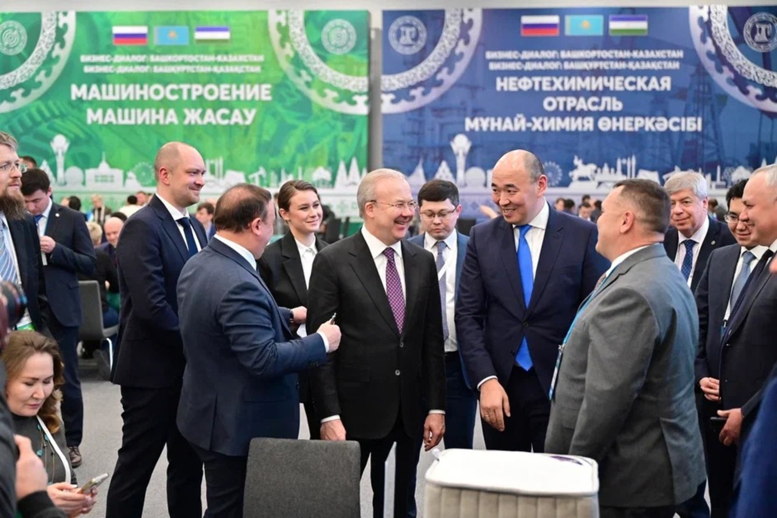 Башкортостан и Казахстан подписали 8 соглашений о сотрудничестве