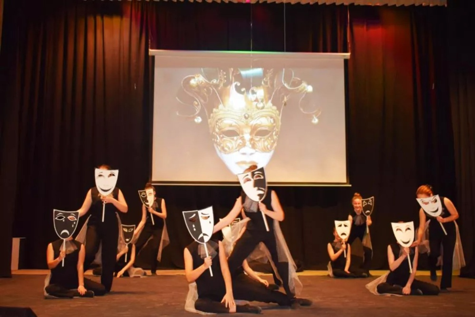 Любительские театры Башкирии соберутся в Кушнаренковском районе