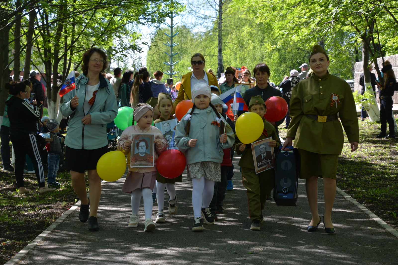 Дошколята Аургазинского района почтили память героев Великой Победы